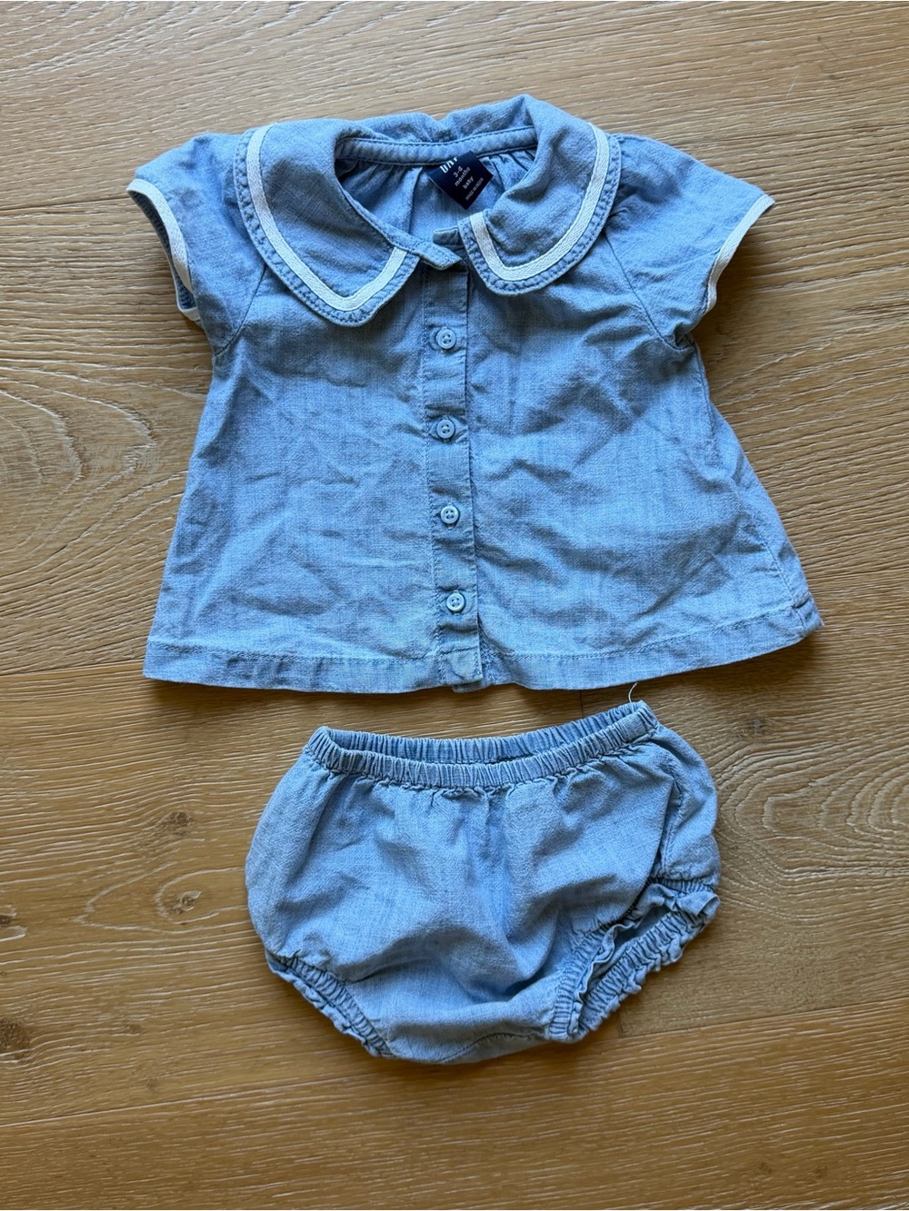 Baby Gap light denim Baby Top and Bloomers Set